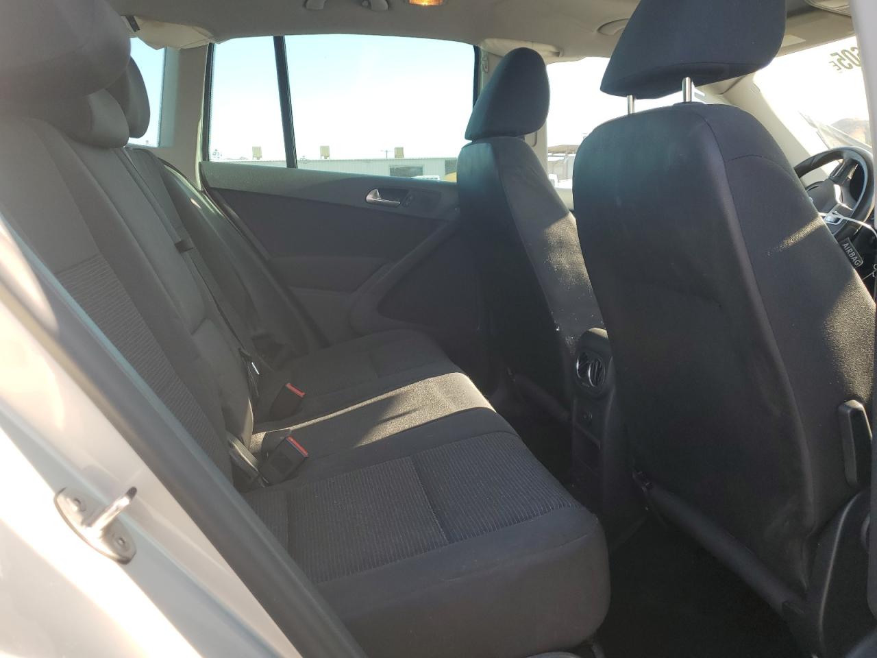 2013 Volkswagen Tiguan S VIN: WVGBV7AX1DW543466 Lot: 81808605