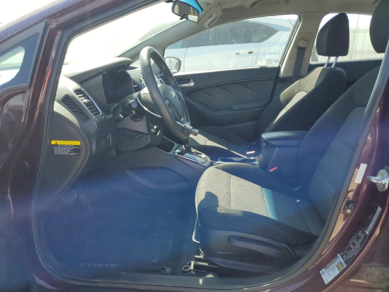 2018 Kia Forte Lx VIN: 3KPFK4A71JE229996 Lot: 81280935