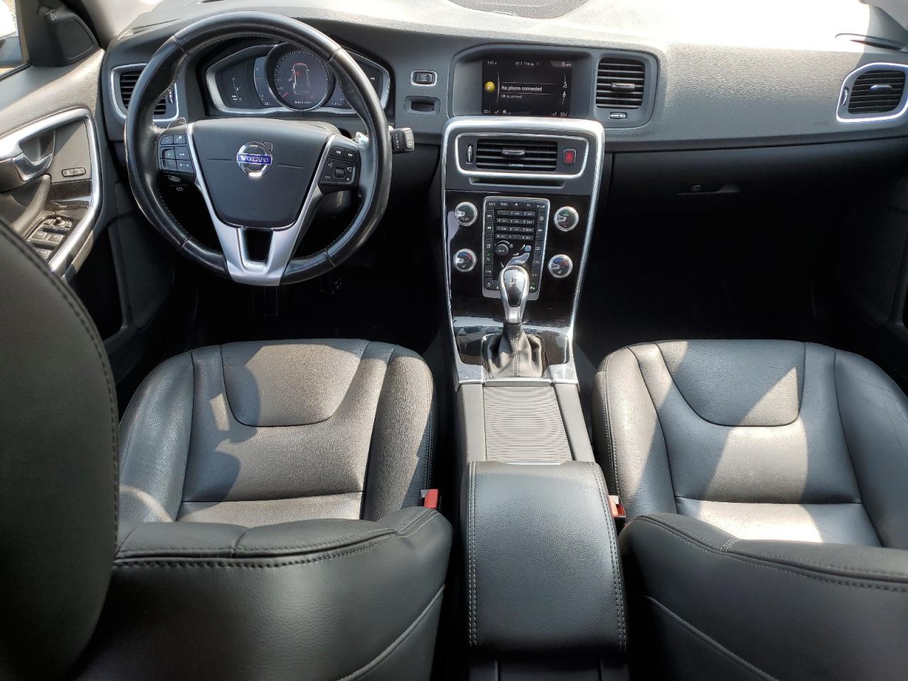 2018 Volvo V60 T6 Dynamic VIN: YV149MSL3J238812 Lot: 71497715