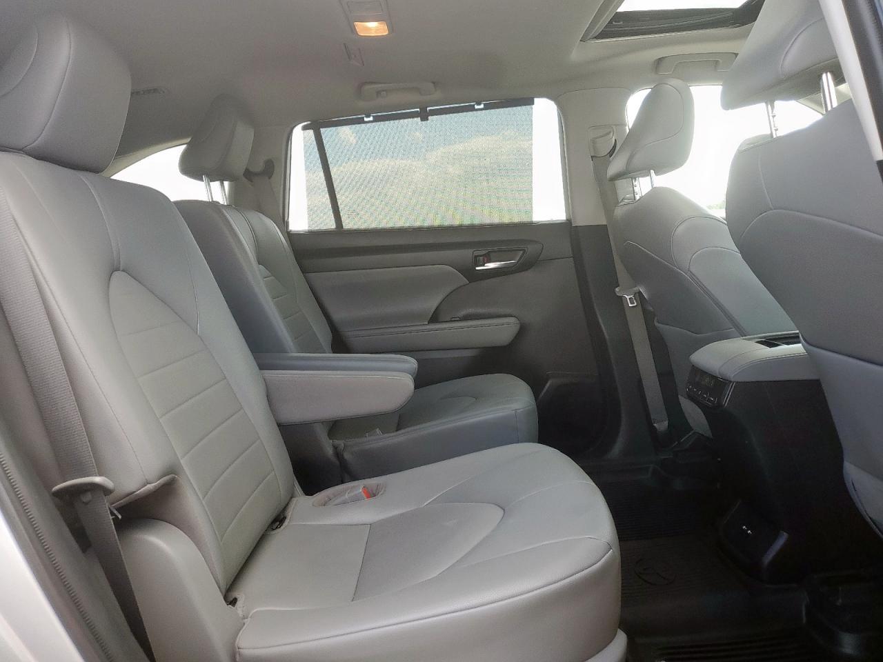 2021 Toyota Highlander Xle VIN: 5TDGZRAH5MS042079 Lot: 80983555