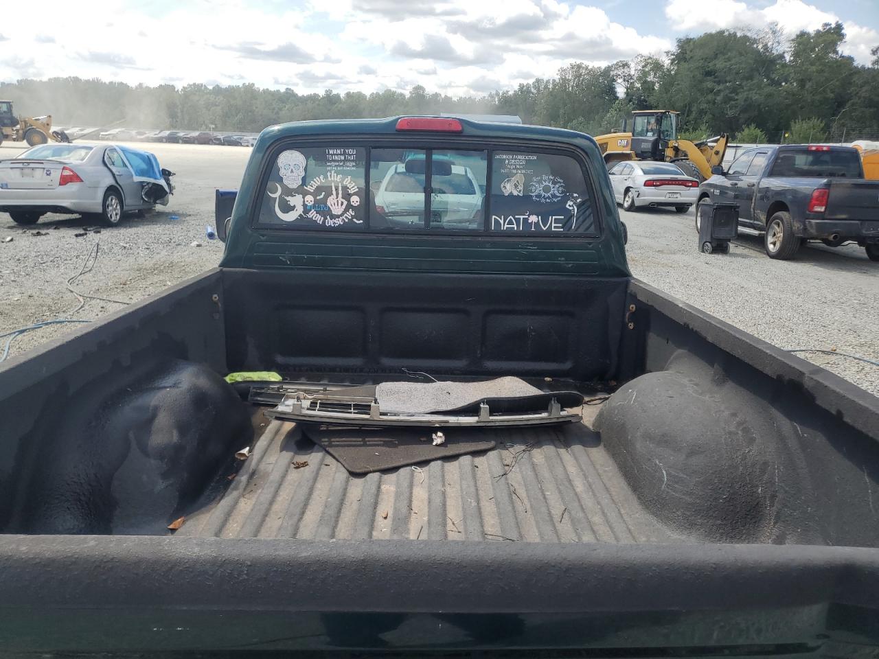 1999 Toyota Tacoma VIN: 4TANL42N6XZ558045 Lot: 80556925