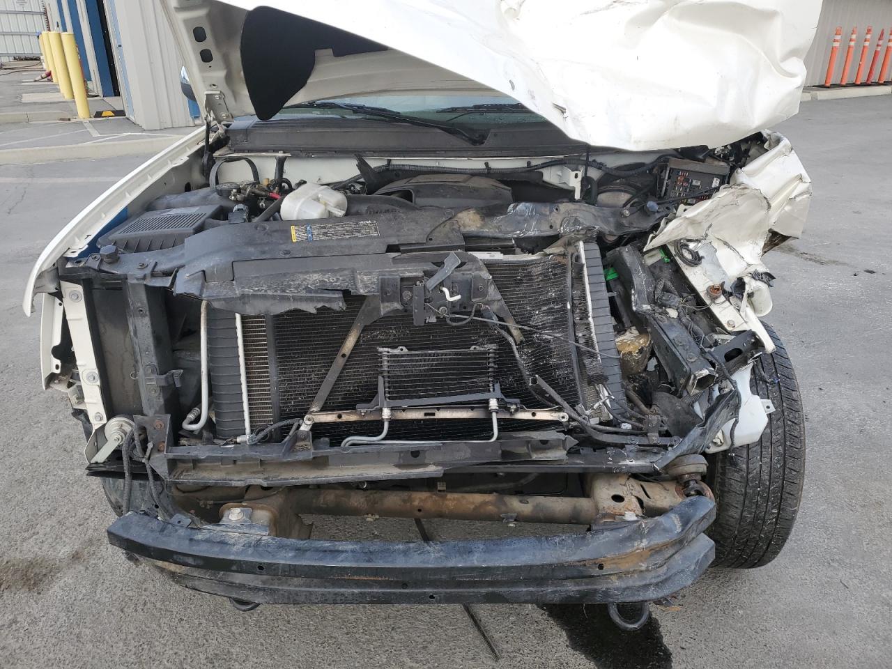 2010 Chevrolet Suburban K1500 Ltz VIN: 1GNUKKE3XAR281139 Lot: 83834915