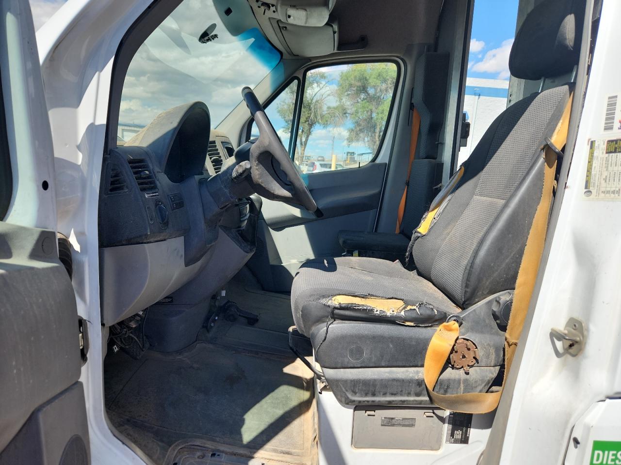 2012 Mercedes-Benz Sprinter 2500 VIN: WD3PE8CB8C5709210 Lot: 83872755