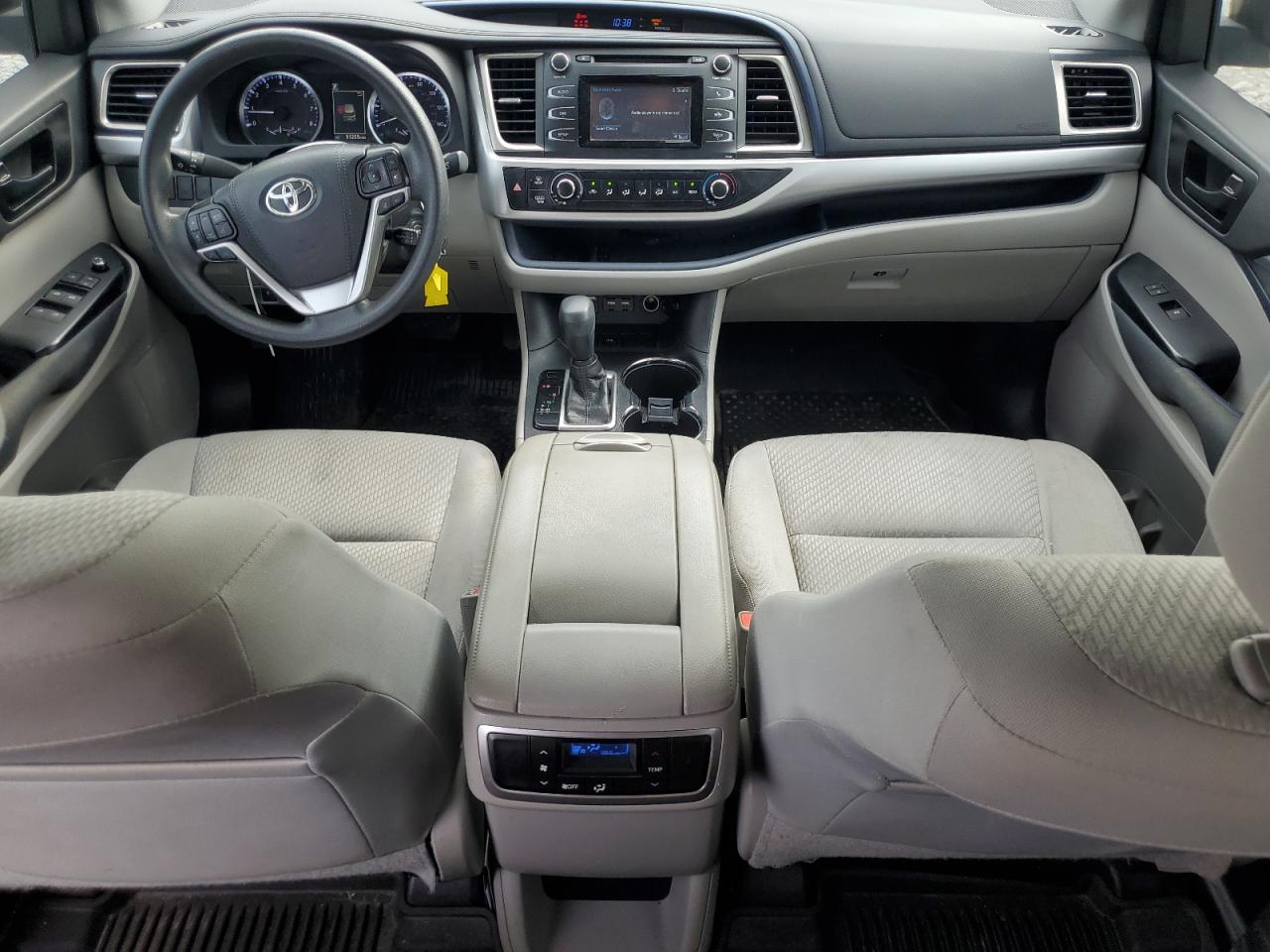 2019 Toyota Highlander Le VIN: 5TDZARFH6KS060936 Lot: 81815265