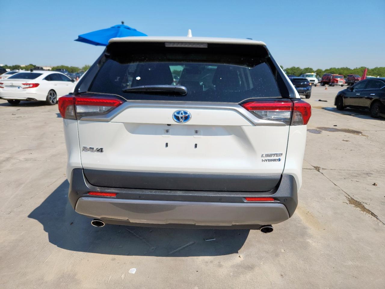 2020 Toyota Rav4 Limited VIN: JTMD6RFV3LD500643 Lot: 71975175