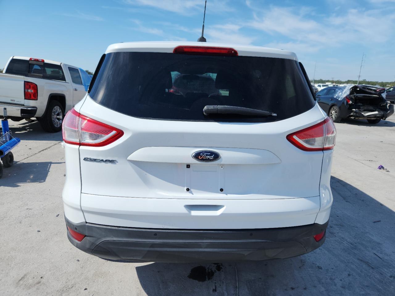 2013 Ford Escape S VIN: 1FMCU0F76DUA35626 Lot: 81957075