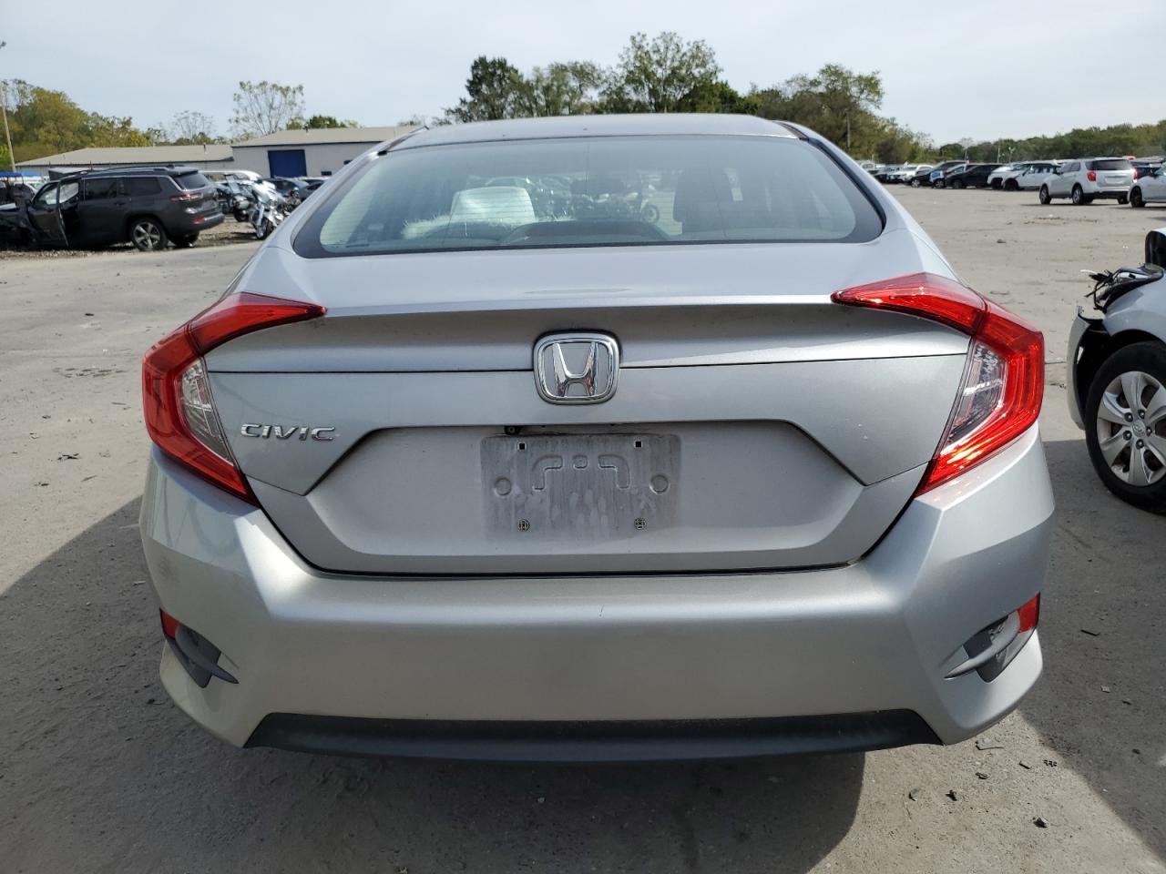2018 Honda Civic Lx VIN: 2HGFC2F55JH584023 Lot: 84850005