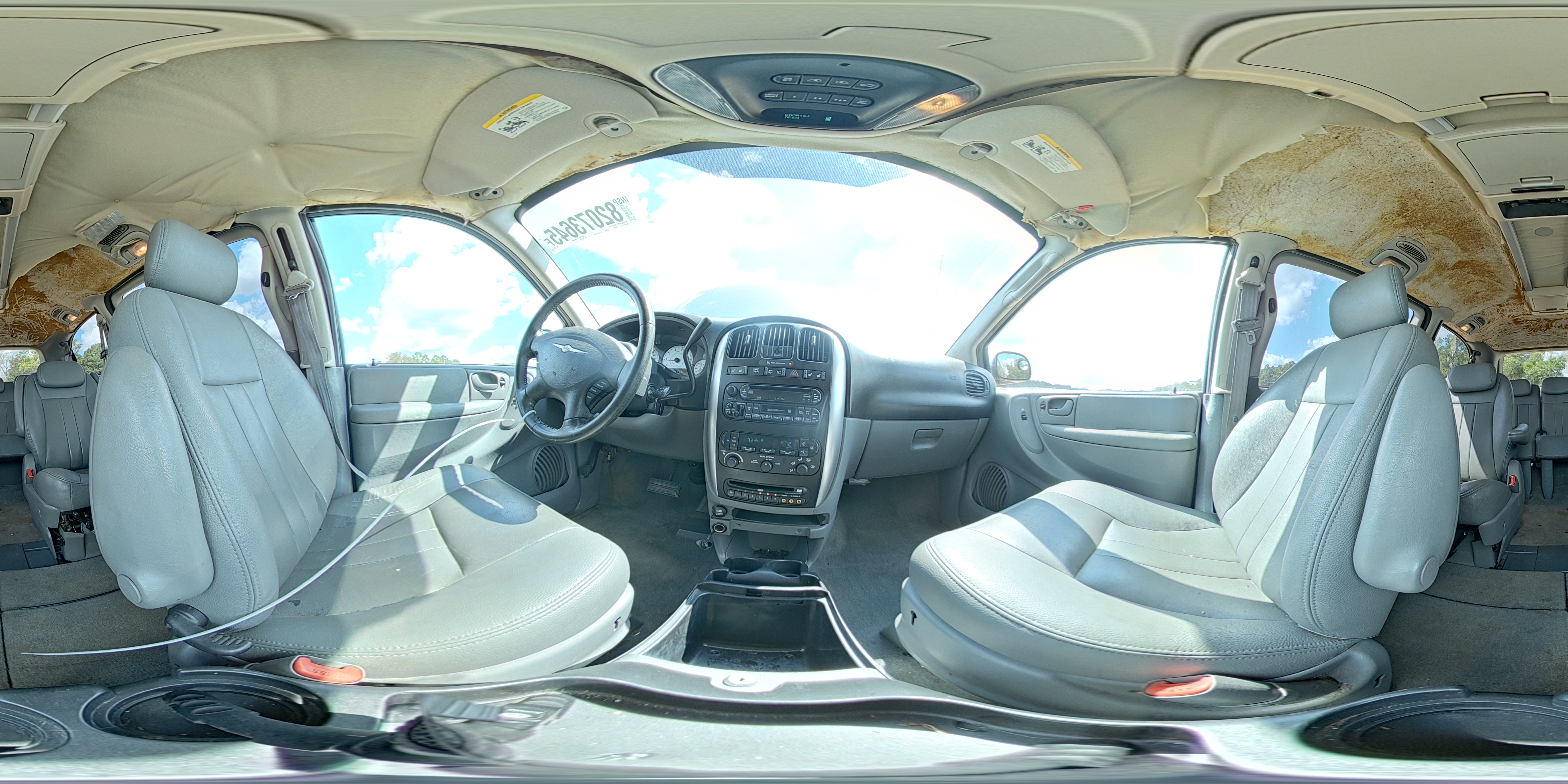 2005 Chrysler Town & Country Touring VIN: 2C4GP54L65R472602 Lot: 82073645