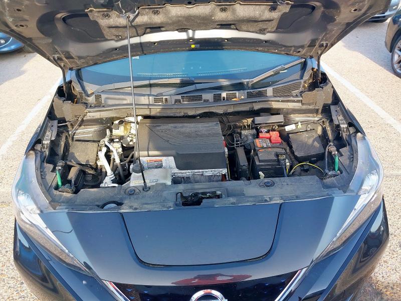 2018 NISSAN LEAF TEKNA 