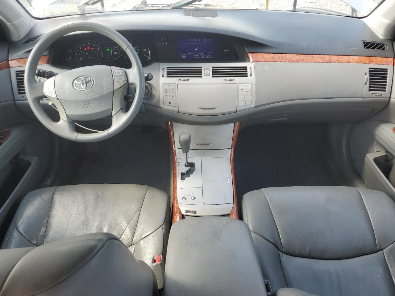 2005 Toyota Avalon Xl VIN: 4T1BK36B95U002158 Lot: 81397275