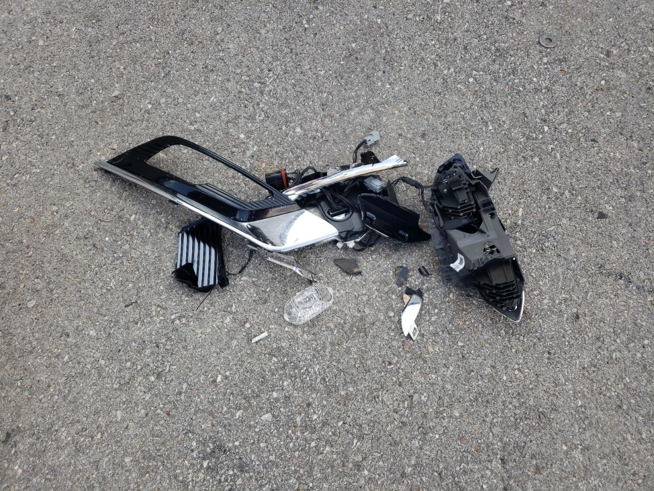 2017 Ford Fusion Titanium VIN: 3FA6P0K92HR132163 Lot: 80552905