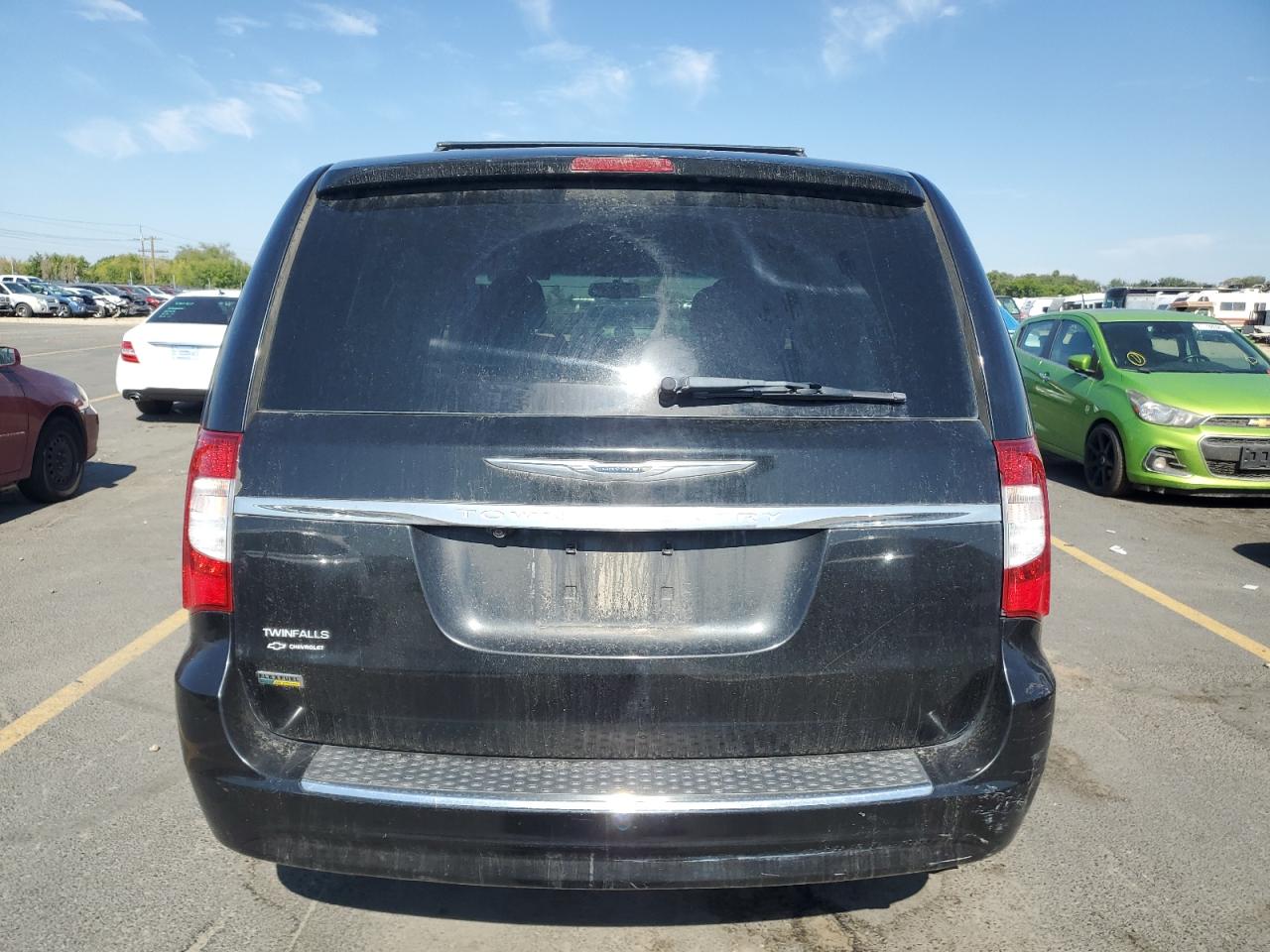 2013 Chrysler Town & Country Touring VIN: 2C4RC1BGXDR683979 Lot: 71689385