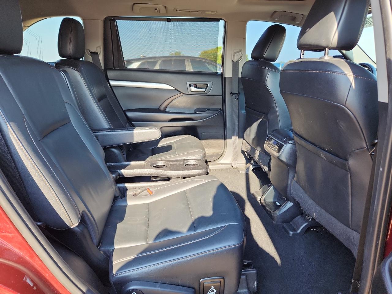 2019 Toyota Highlander Se VIN: 5TDKZRFH6KS294410 Lot: 71647475