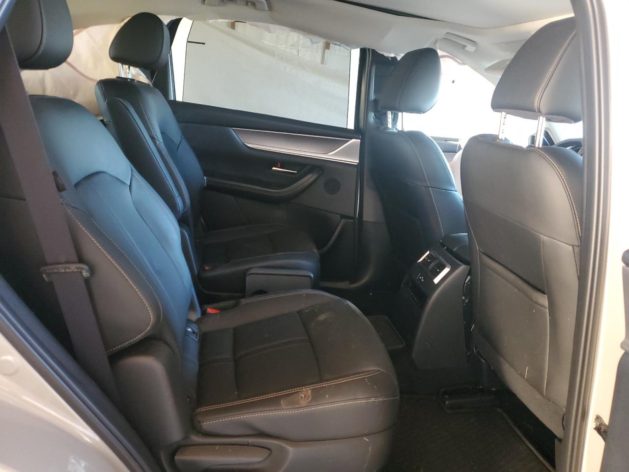 2024 Mazda Cx-90 Premium VIN: JM3KKDHD1R1188883 Lot: 81890845