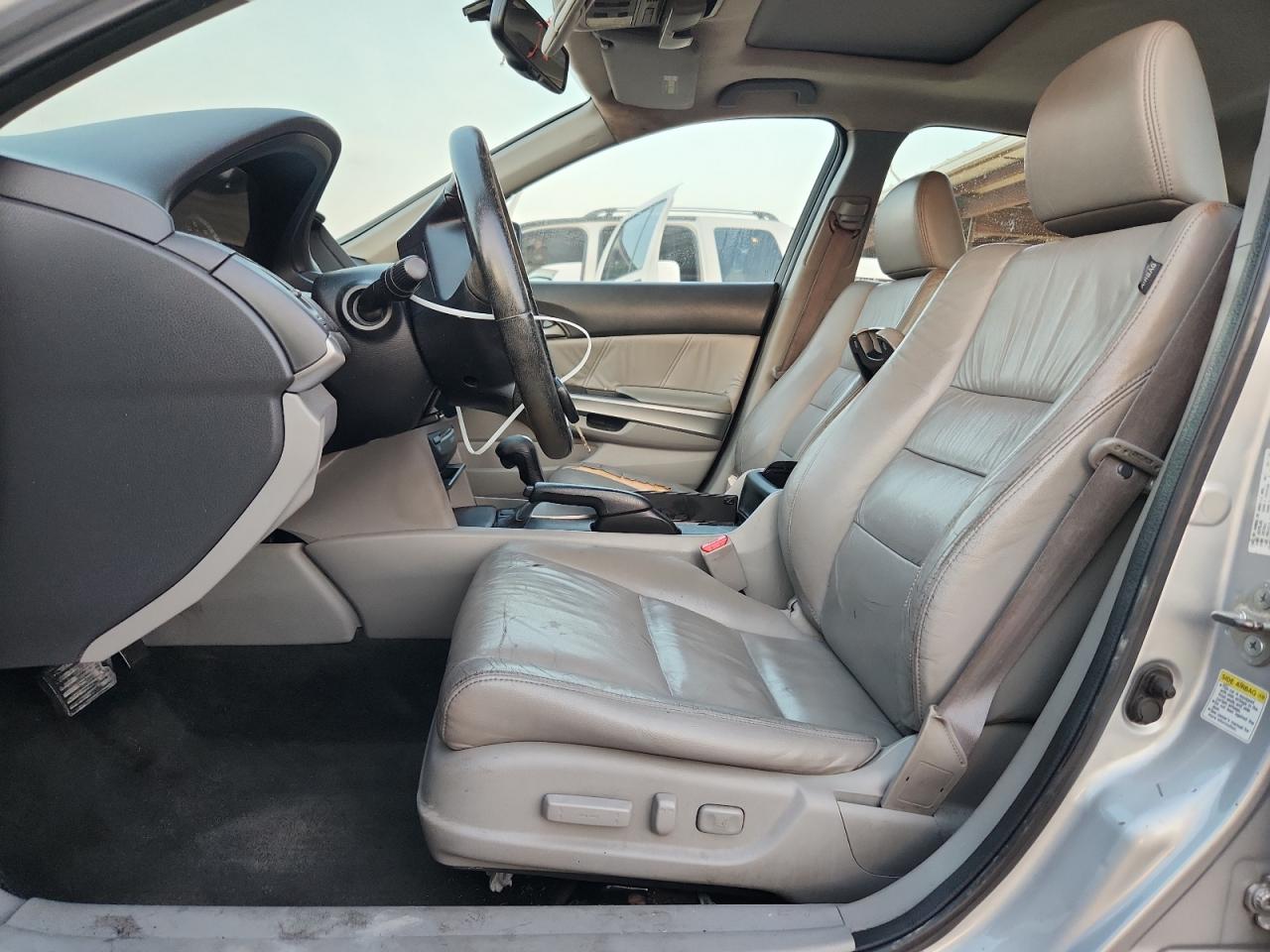 2010 Honda Accord Exl VIN: 1HGCP3F89AA012300 Lot: 71410615