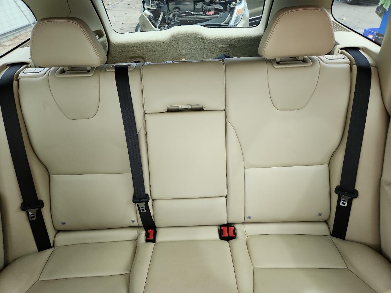 2015 Volvo Xc60 T5 Premier VIN: YV440MDK9F2720962 Lot: 80656525