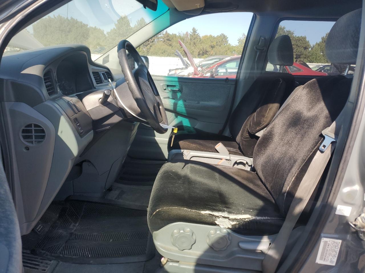 2001 Honda Odyssey Lx VIN: 2HKRL18551H583965 Lot: 84201725