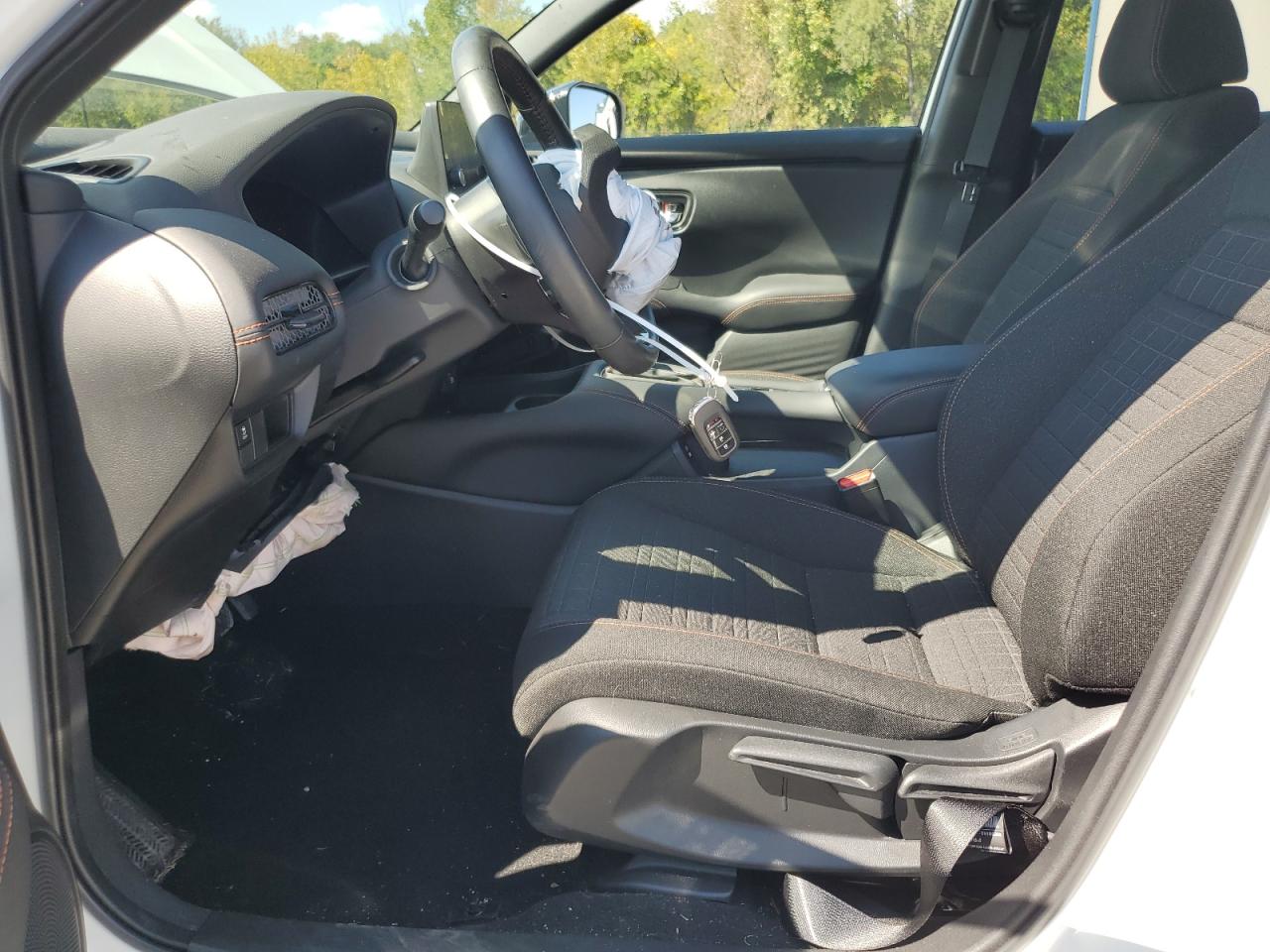 2025 Honda Hr-V Sport VIN: 3CZRZ2H57SM717160 Lot: 80455805