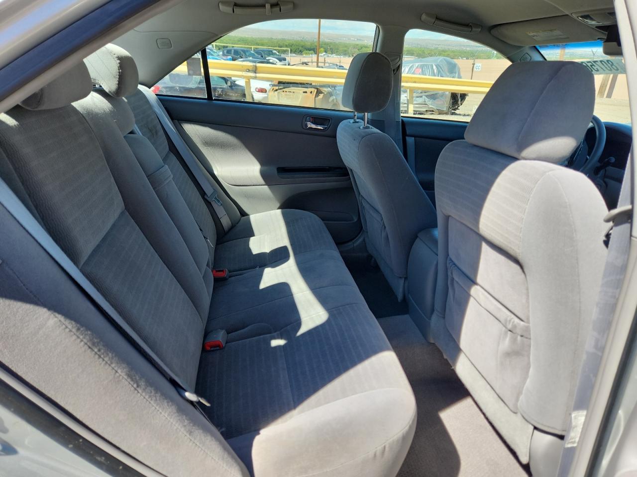 2005 Toyota Camry Le VIN: 4T1BF30K45U105243 Lot: 80756875