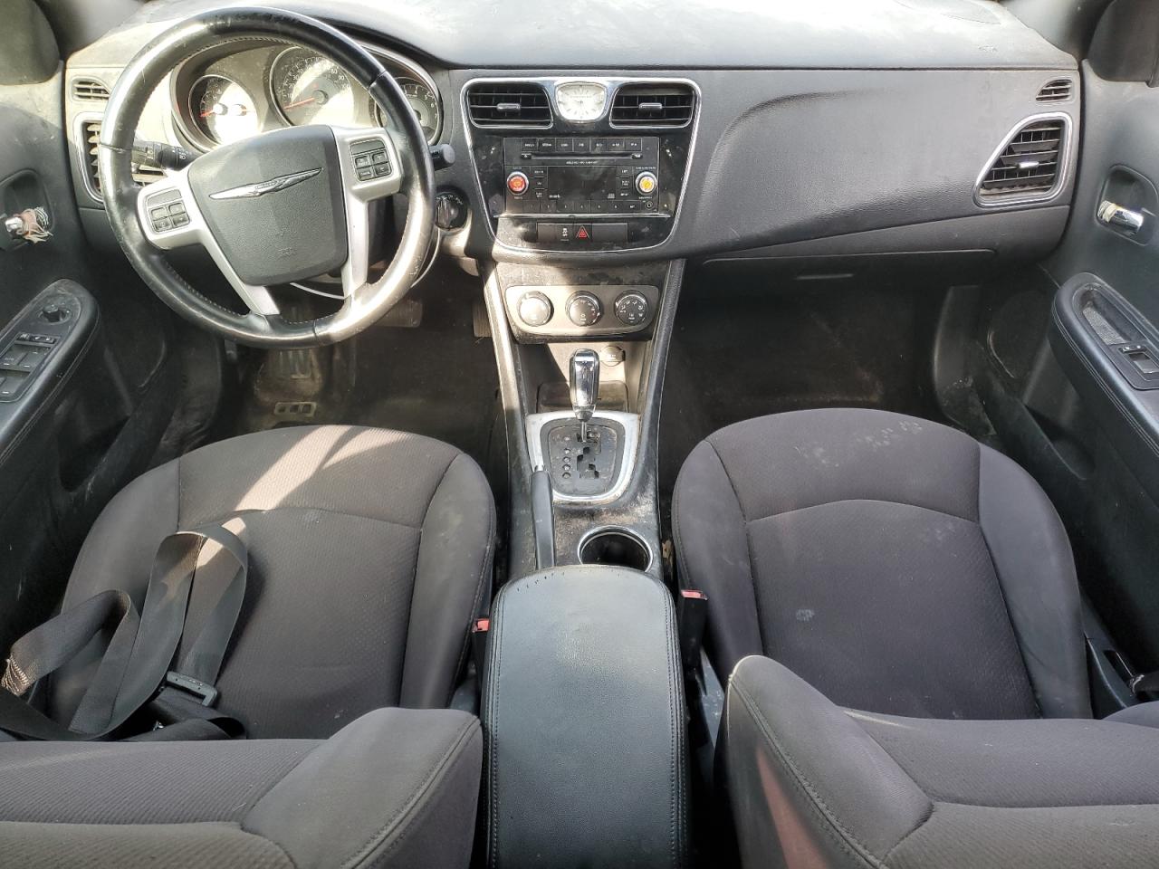2013 Chrysler 200 Touring VIN: 1C3CCBBB9DN585043 Lot: 70297335