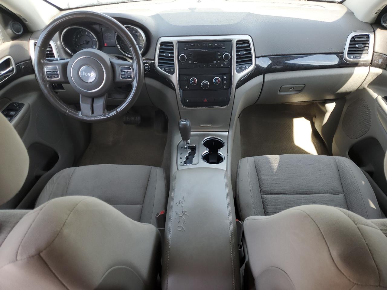 2011 Jeep Grand Cherokee Laredo VIN: 1J4RR4GG1BC561892 Lot: 71545315