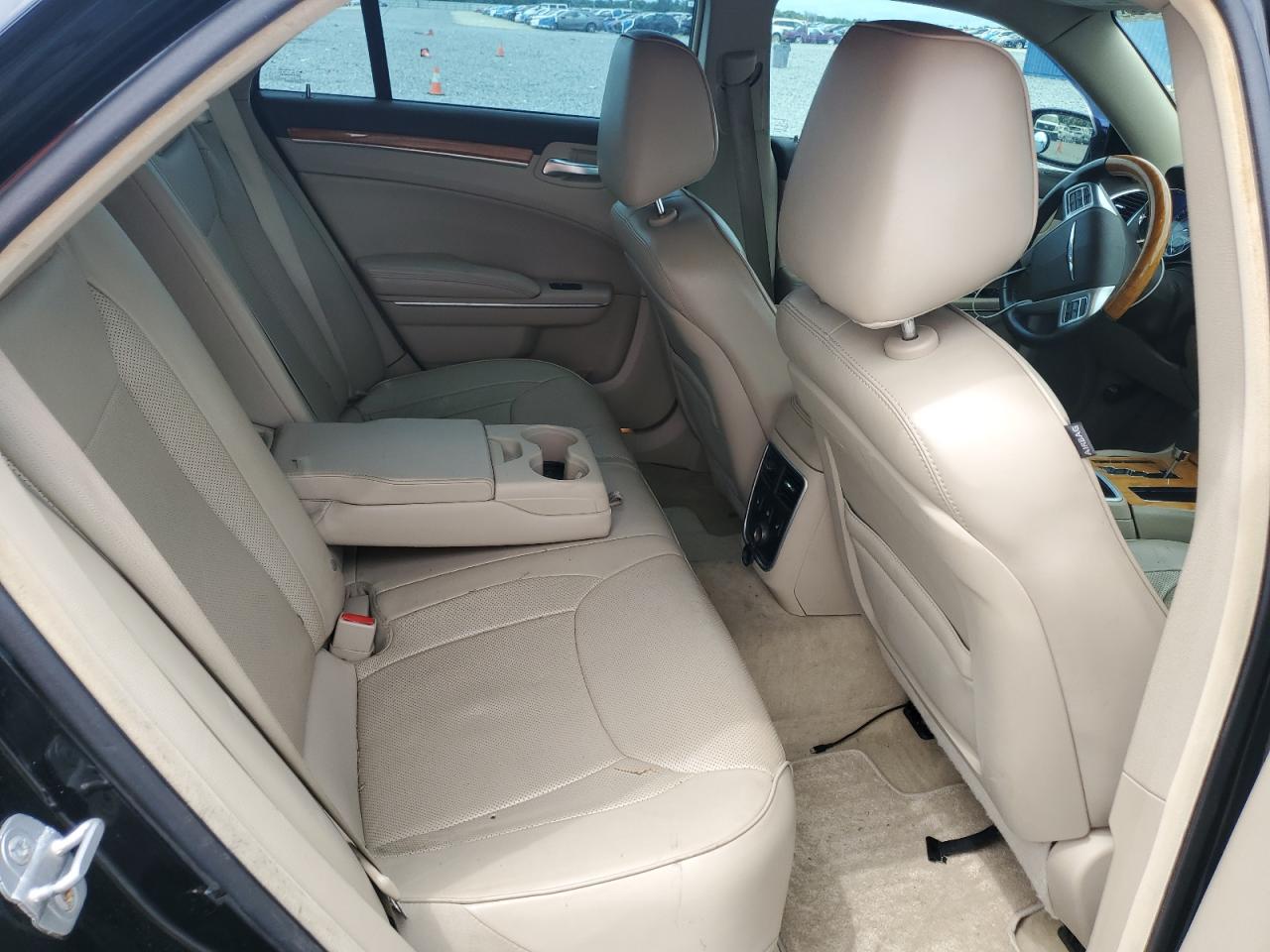 2014 Chrysler 300C VIN: 2C3CCAET2EH171367 Lot: 81025835