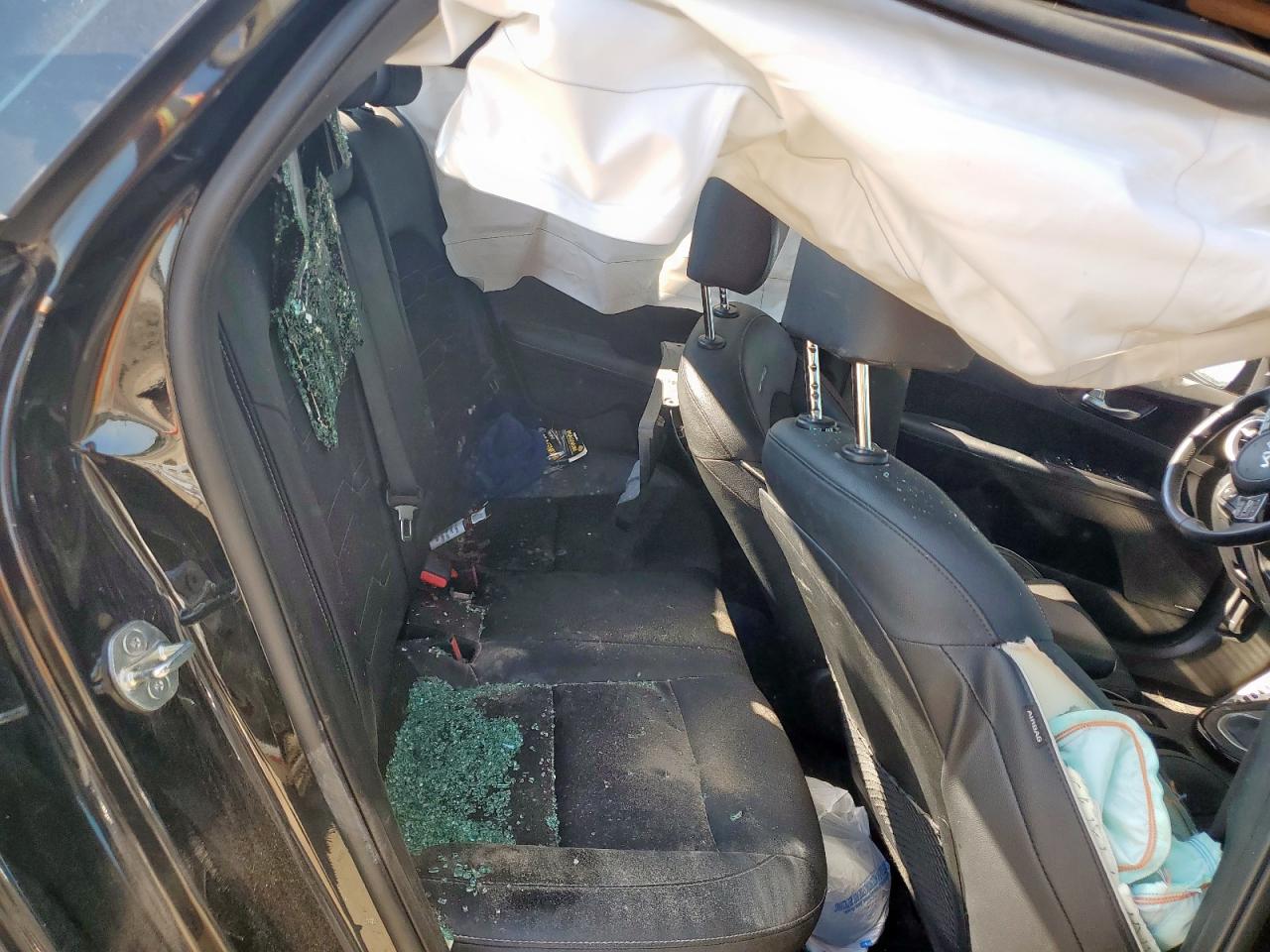 2024 Kia Forte Gt Line VIN: 3KPF54AD3RE715587 Lot: 72082165