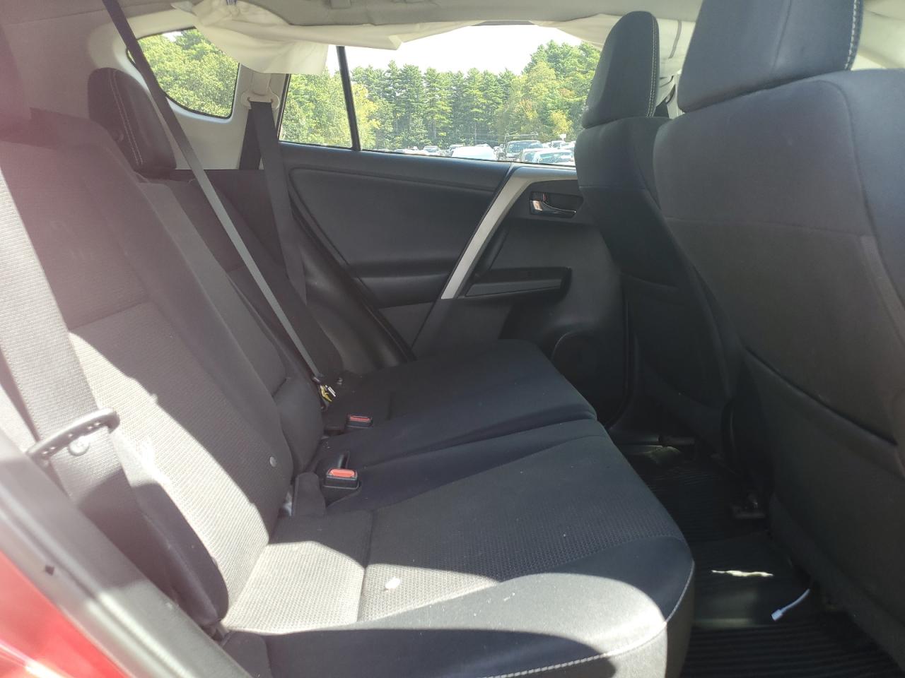 2016 Toyota Rav4 Xle VIN: 2T3RFREV3GW442145 Lot: 81311565