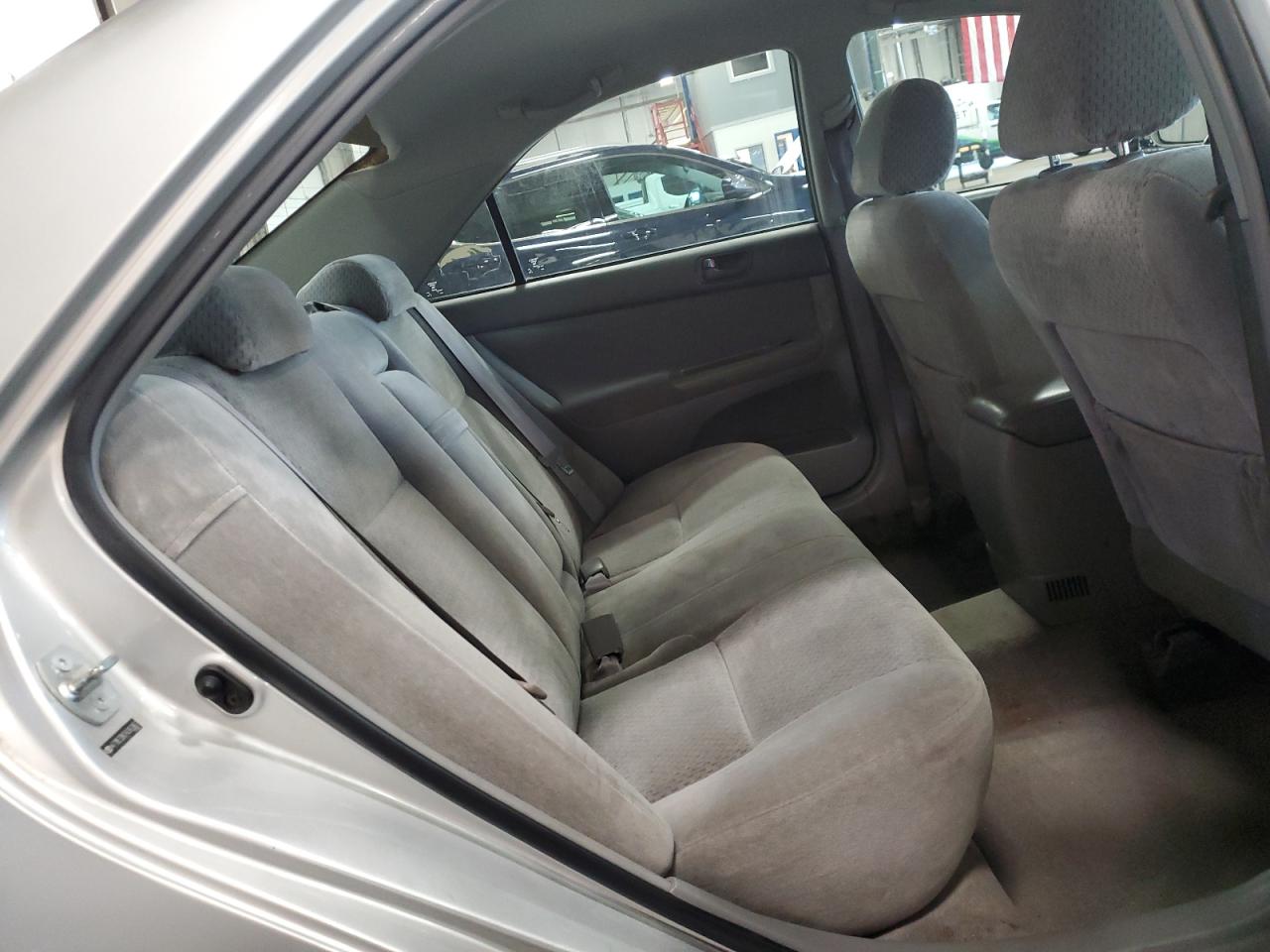 2004 Toyota Camry Le VIN: 4T1BE32K74U363867 Lot: 80530065