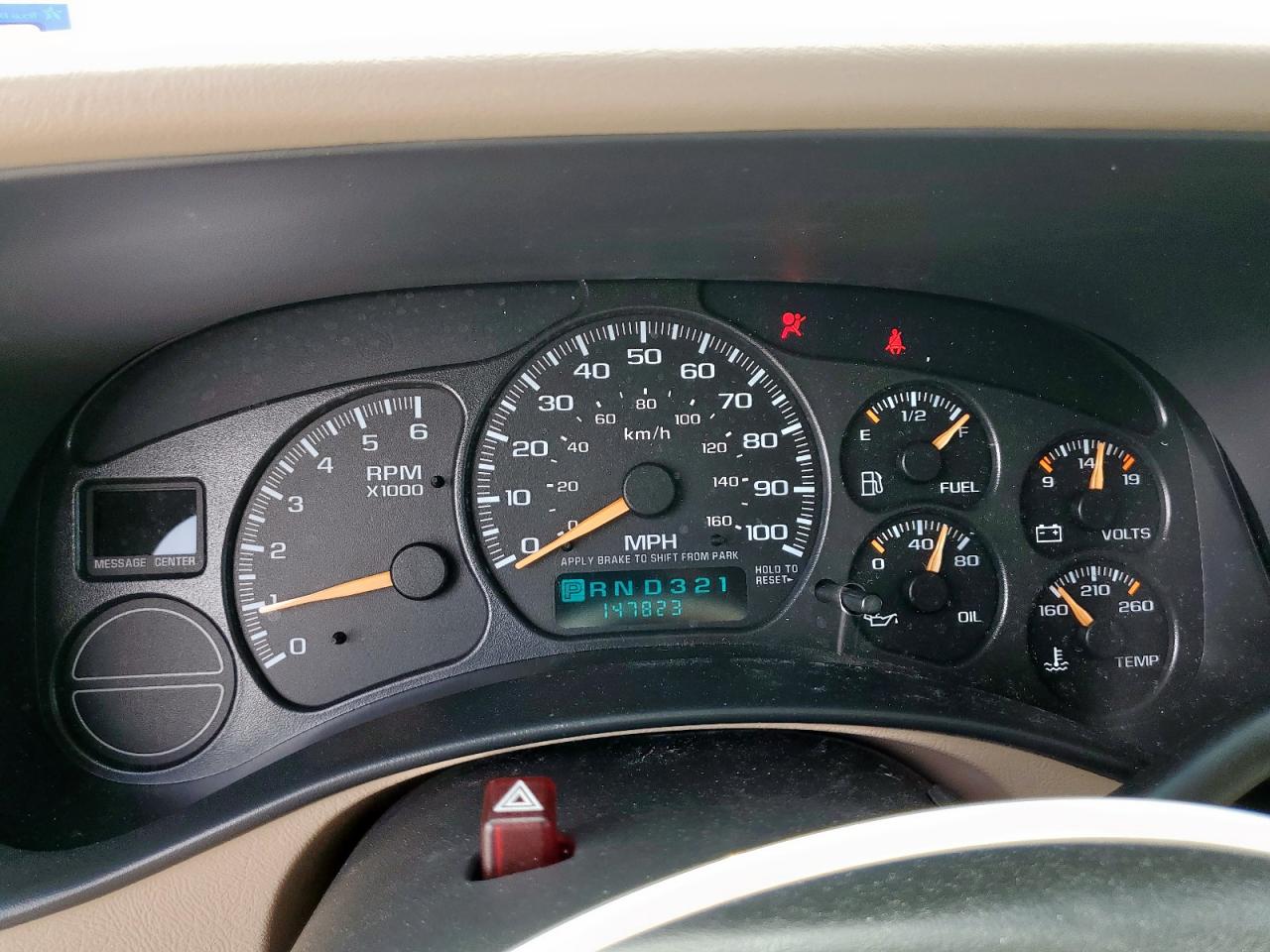 2002 Chevrolet Suburban C1500 VIN: 3GNEC16Z52G273739 Lot: 84587565