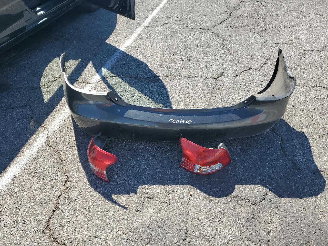 2010 Toyota Yaris VIN: JTDBT4K3XA4066175 Lot: 81949725