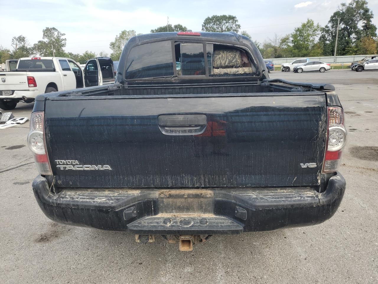 2011 Toyota Tacoma Double Cab VIN: 3TMLU4EN6BM056795 Lot: 81338475