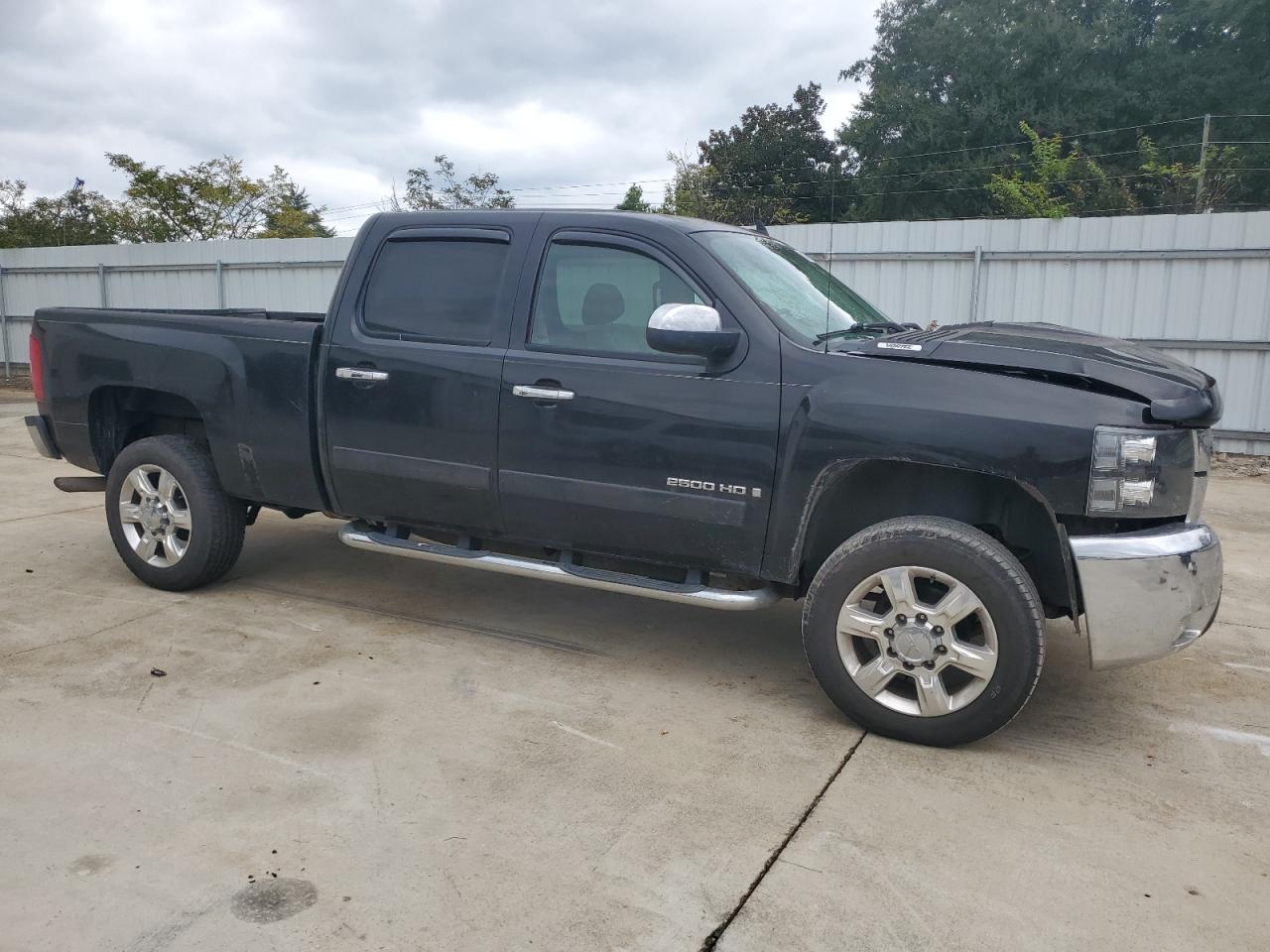 2008 Chevrolet Silverado C2500 Heavy Duty VIN: 1GCHC23K08F111241 Lot: 84767425