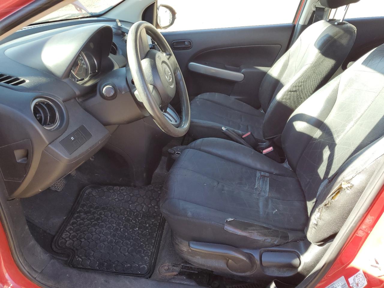 2013 Mazda Mazda2 VIN: JM1DE1KY0D0163152 Lot: 84018185