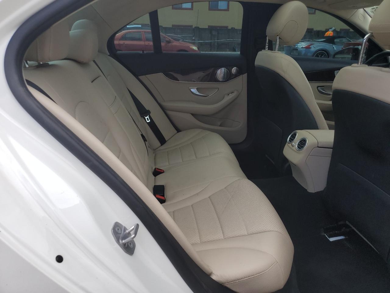 2018 Mercedes-Benz C 300 VIN: WDDWF4JB9JR313812 Lot: 83955995