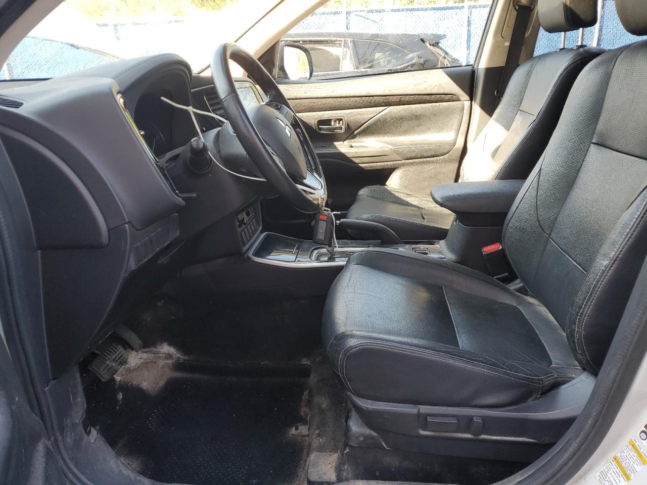 2018 Mitsubishi Outlander Es VIN: JA4AZ2A32JZ619074 Lot: 80610365