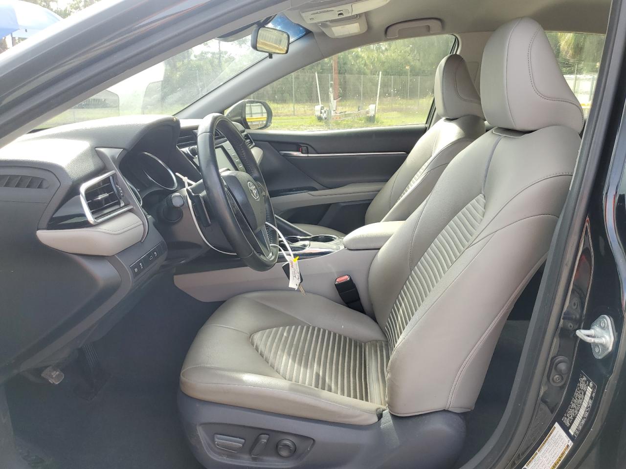 2018 Toyota Camry L VIN: JTNB11HKXJ3008930 Lot: 81889995