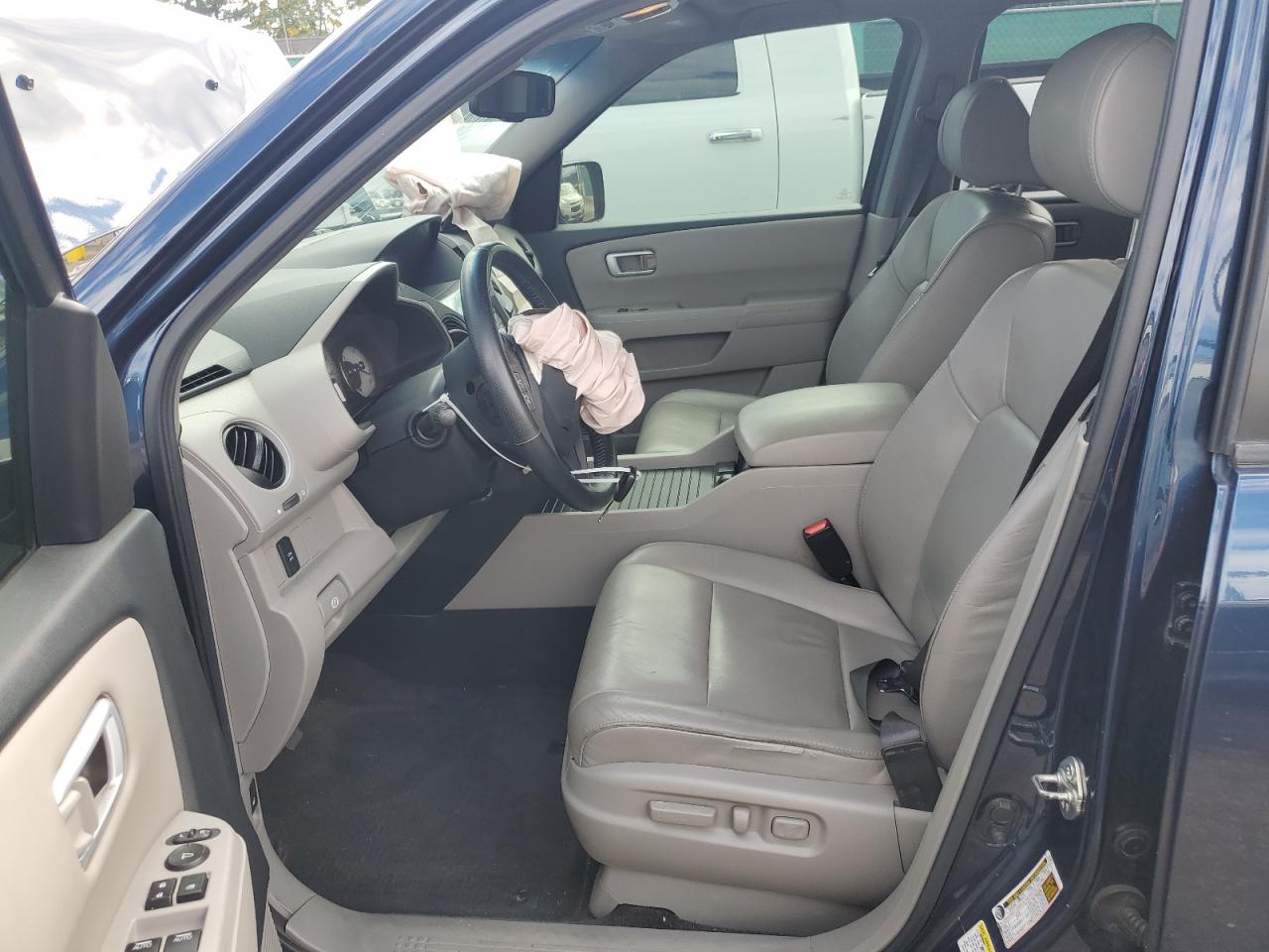 2011 Honda Pilot Exln VIN: 5FNYF4H7XBB067865 Lot: 84067945