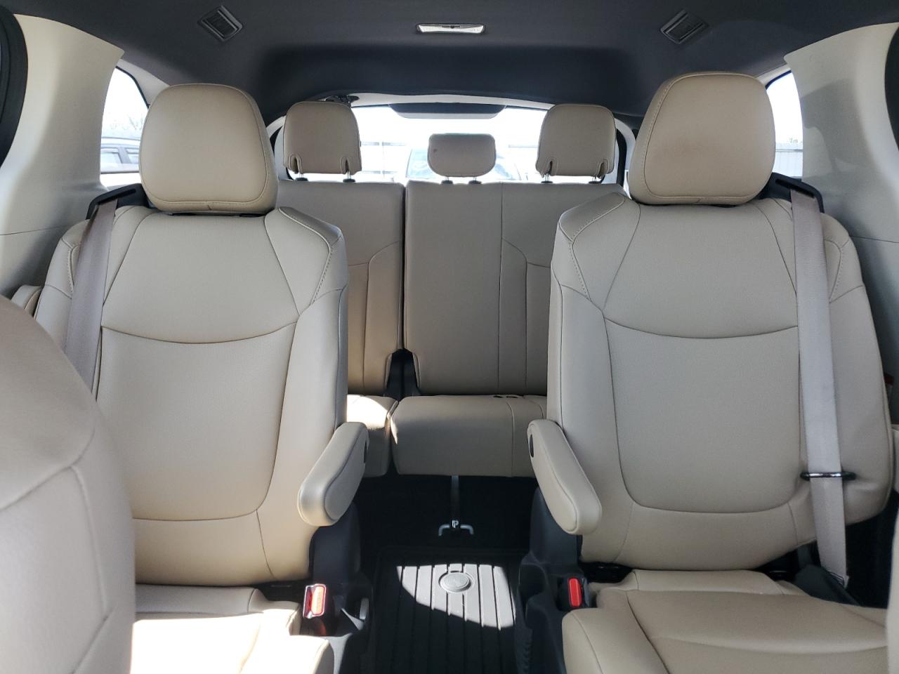 2023 Toyota Sienna Xle VIN: 5TDJRKEC3PS177528 Lot: 81855855