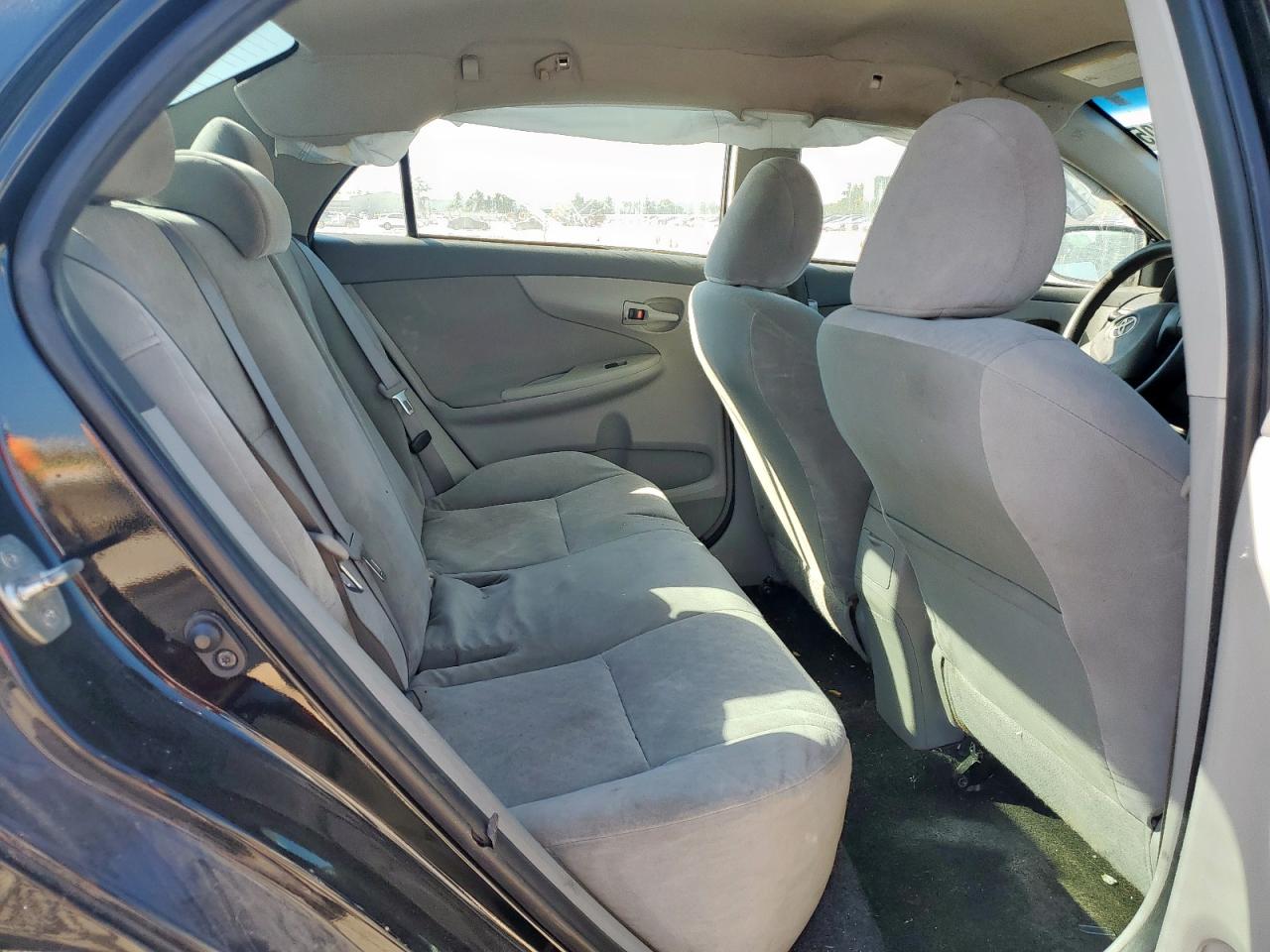 2009 Toyota Corolla Base VIN: JTDBL40E19J029551 Lot: 84052505