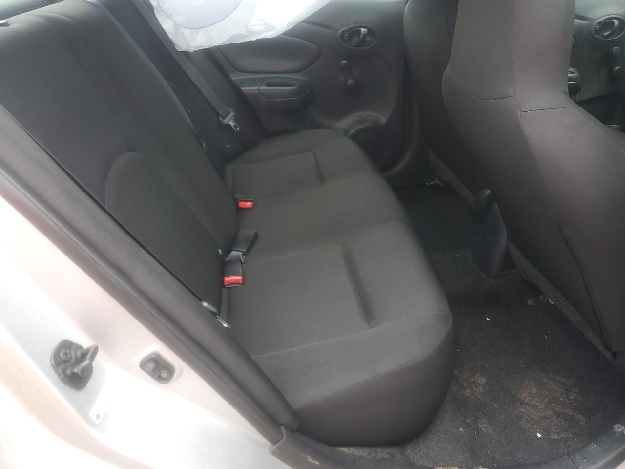 2016 Nissan Versa S VIN: 3N1CN7AP2GL864132 Lot: 83988045