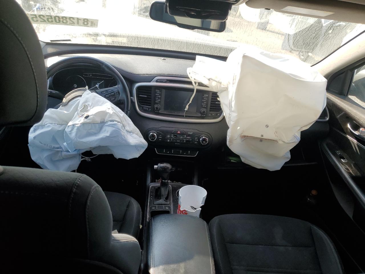 2017 Kia Sorento Lx VIN: 5XYPG4A38HG190324 Lot: 81280525