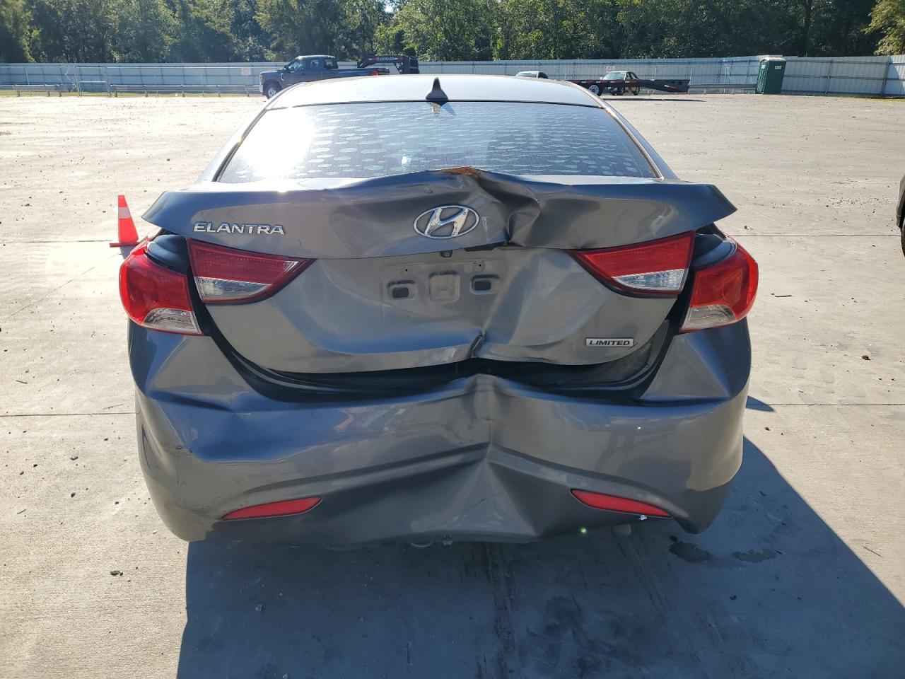2013 Hyundai Elantra Gls VIN: 5NPDH4AE0DH319838 Lot: 80080405