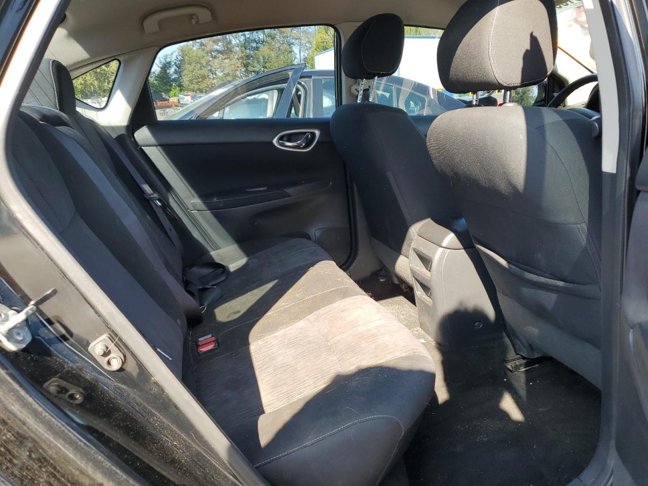 2014 Nissan Sentra S VIN: 3N1AB7APXEL670493 Lot: 83816505