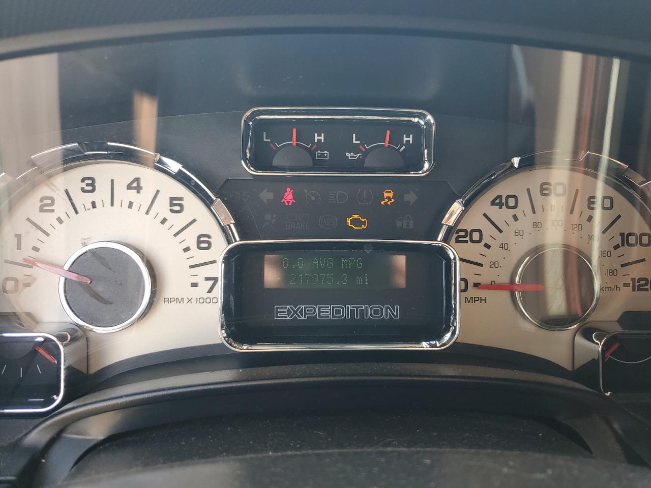 2011 Ford Expedition El Xlt VIN: 1FMJK1J58BEF05039 Lot: 81451935