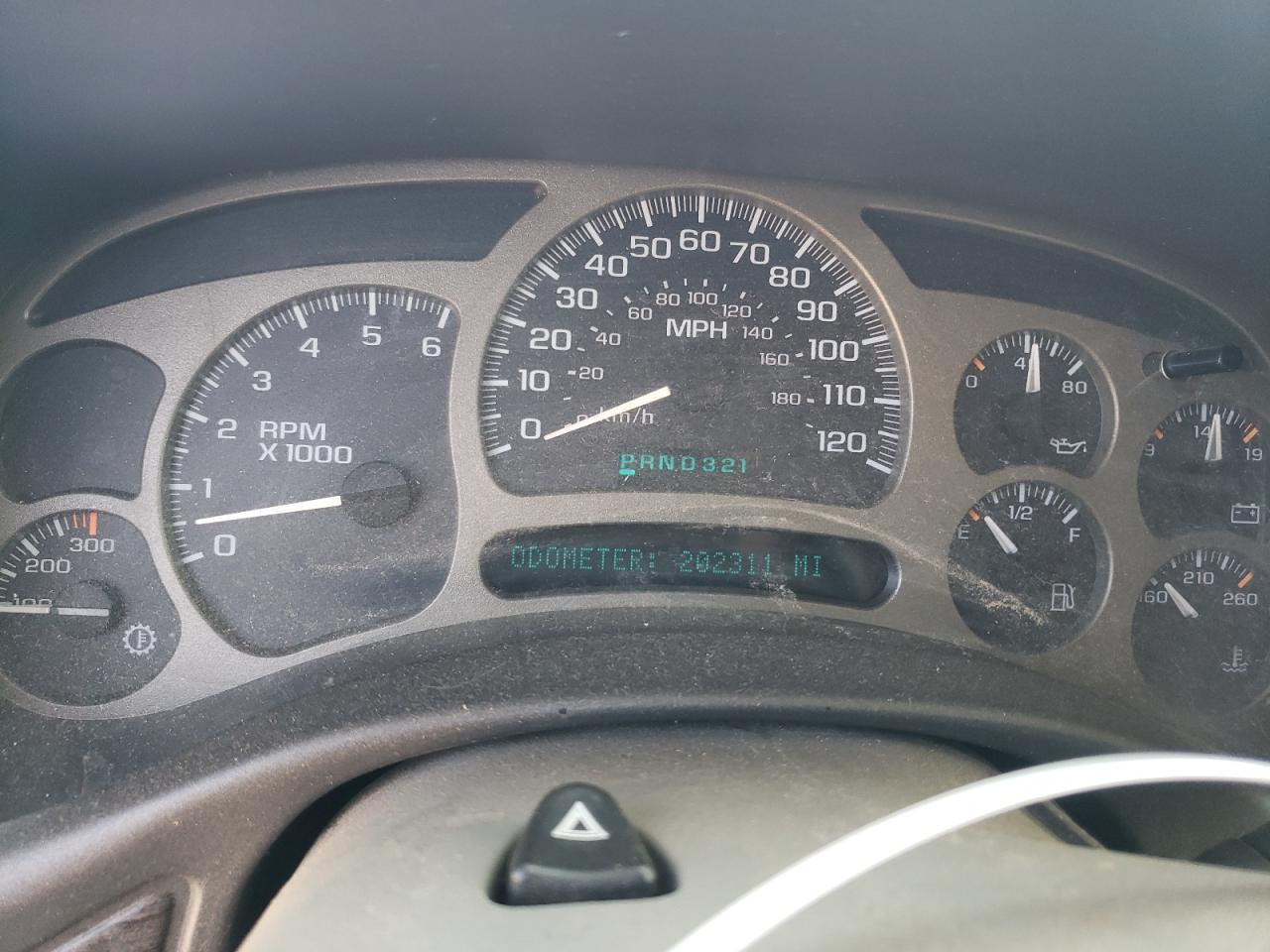 2004 GMC Yukon Xl Denali VIN: 1GKFK66U04J241417 Lot: 82048975