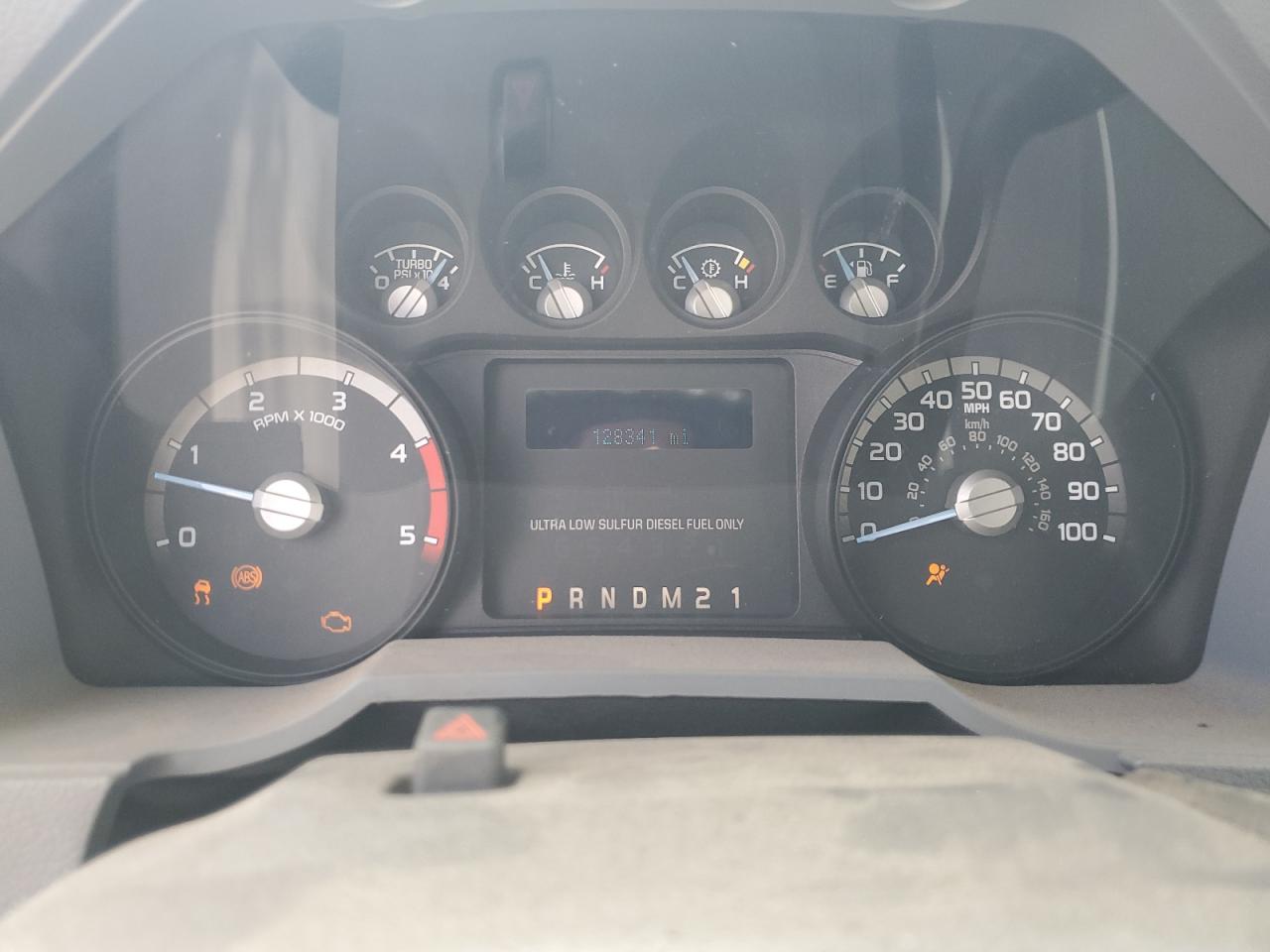 2016 Ford F550 Super Duty Bucket Truck VIN: 1FDUF5GTXGED33182 Lot: 81431785