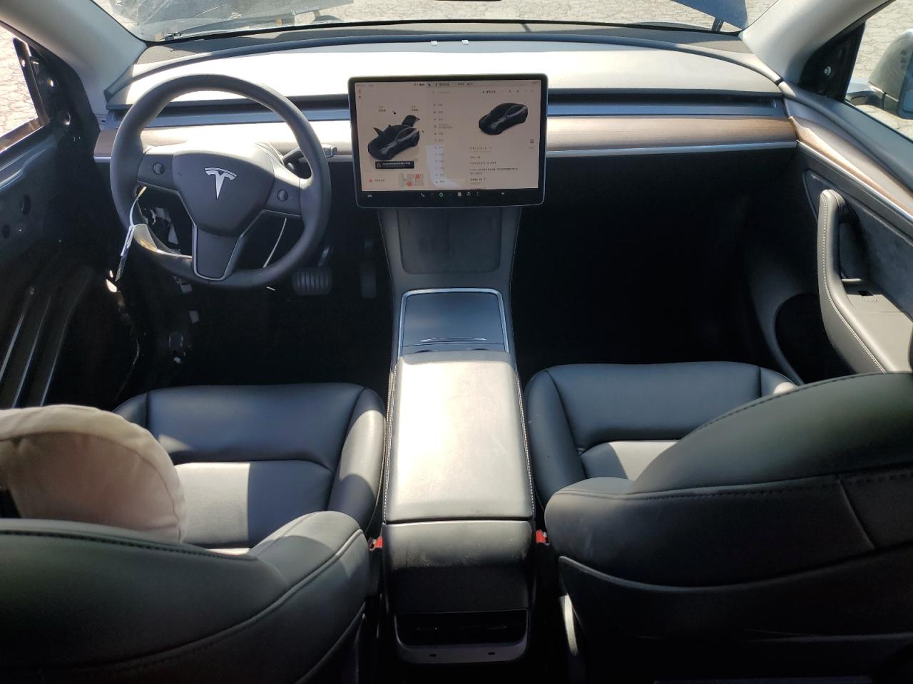 2024 Tesla Model Y VIN: 7SAYGDED3RF197801 Lot: 71172995