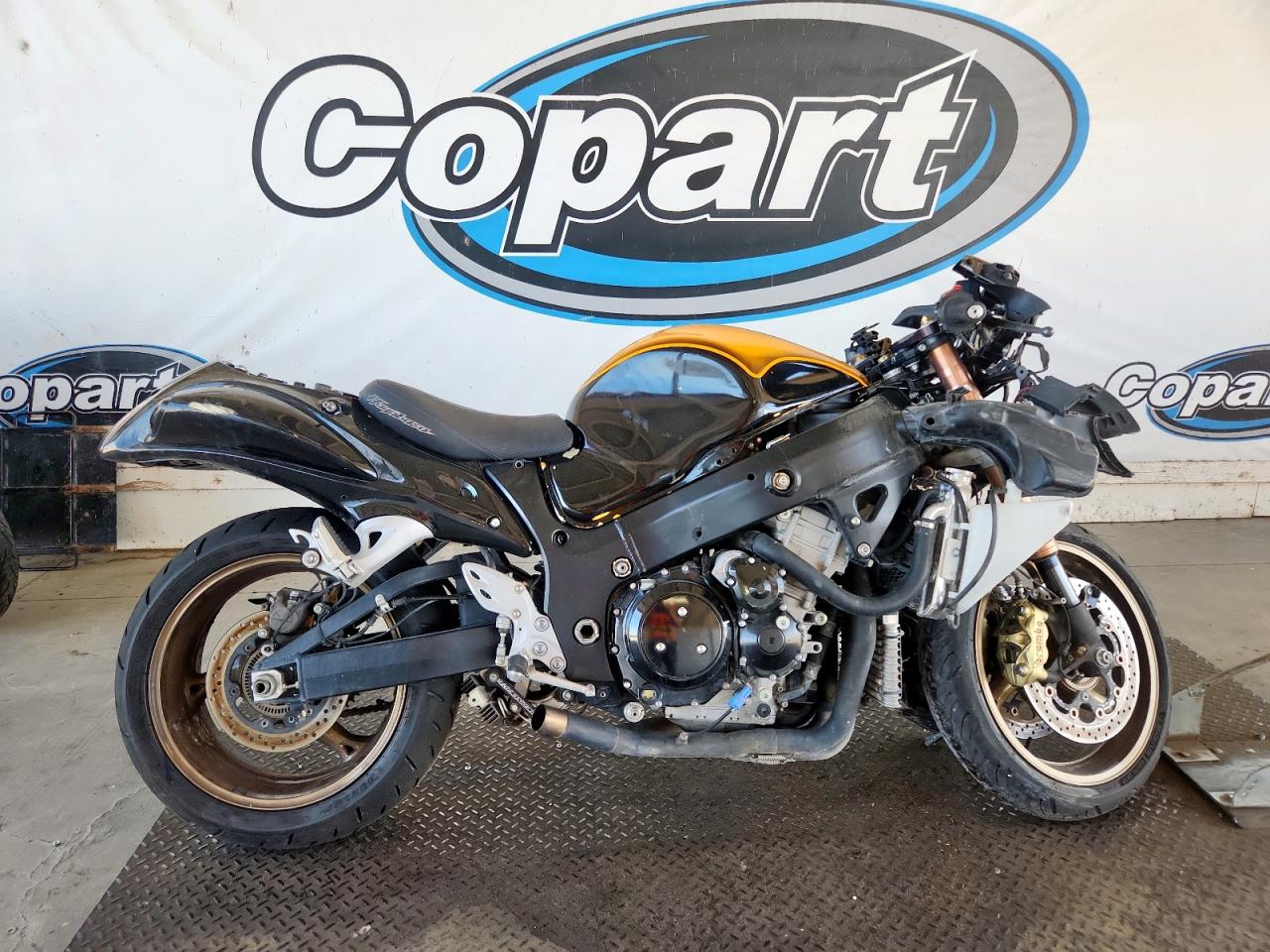 SUZUKI GSX1300 2013. Lot# 84026675. VIN JS1GX72B2D2101112. Photo 1