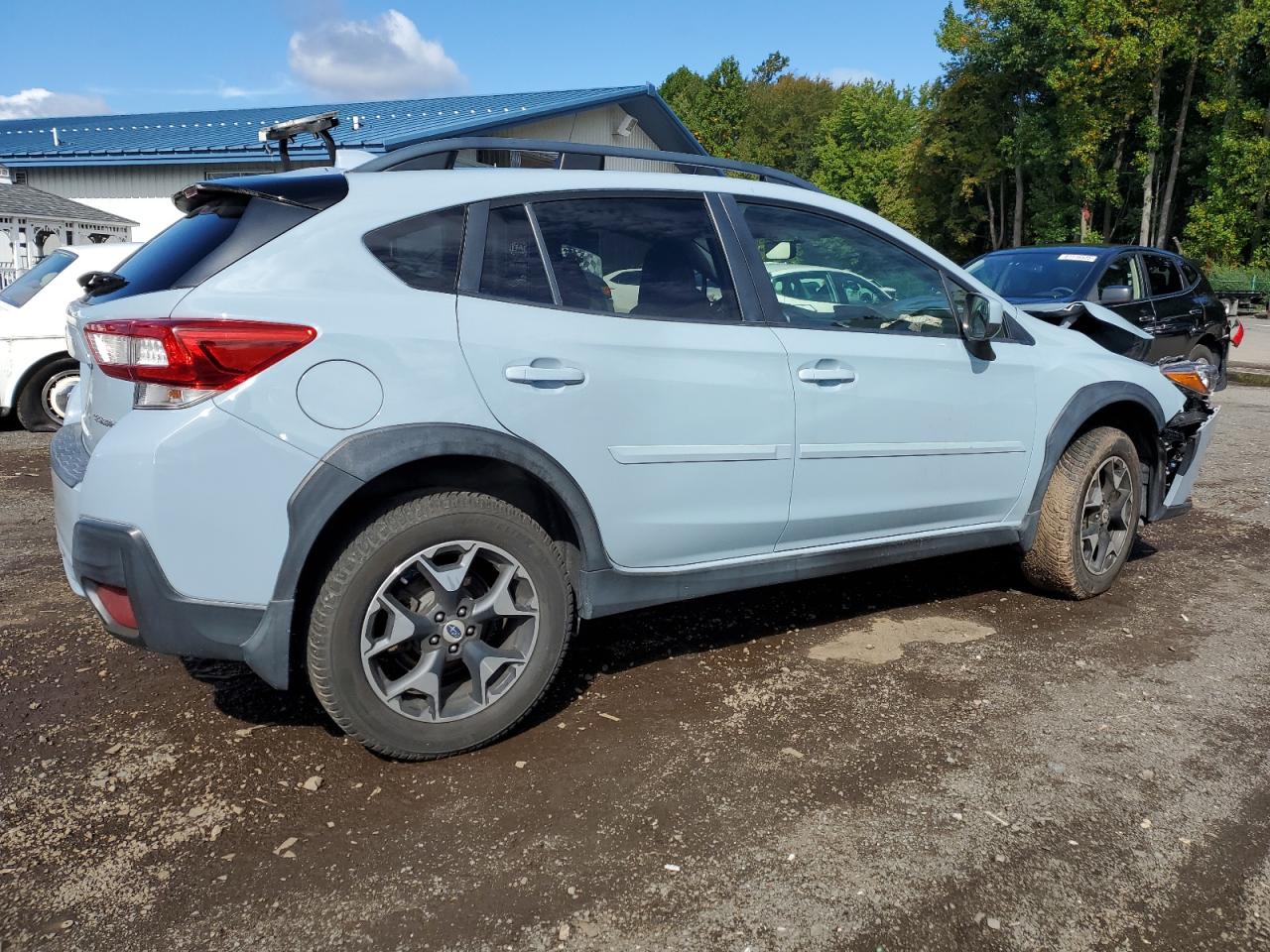 SUBARU CROSSTREK 2018 JF2GTABC8JH299566 Photo 3